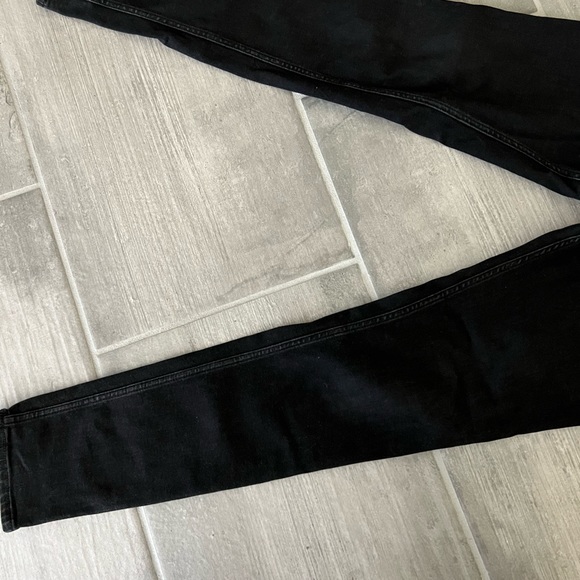 Trendy low rise charcoal black jeans - Picture 2 of 3